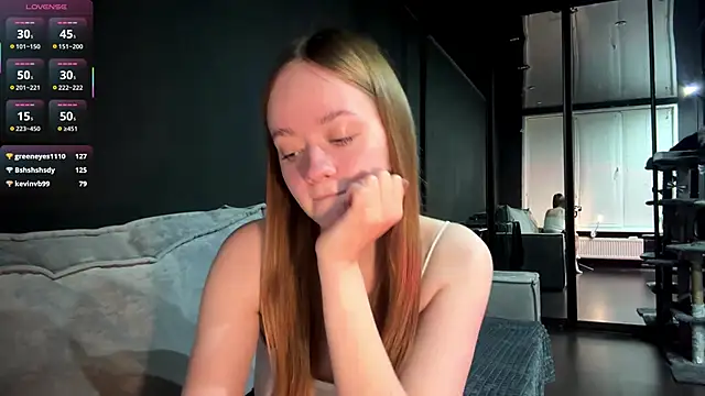 SecretGerl_baby2007's cam snapshot