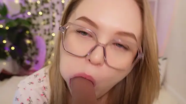 MonicaAsis's cam snapshot