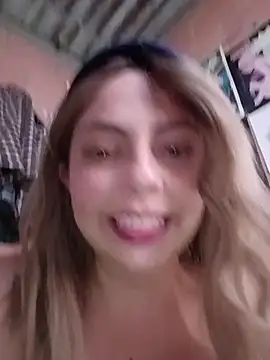 madelaine- live sex cam