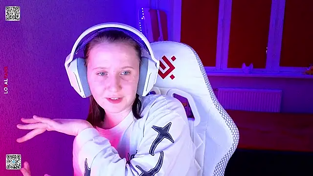 mon_lola's cam snapshot