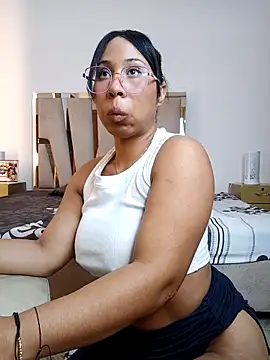 KarlieMoore's cam snapshot