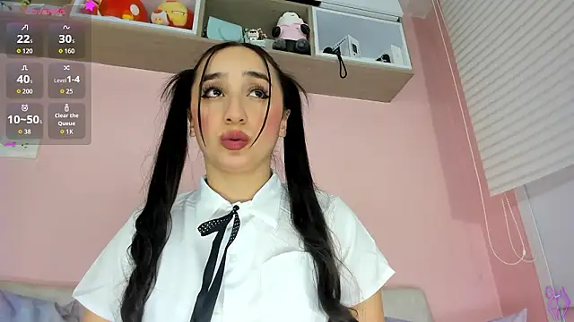 tinysara's cam snapshot