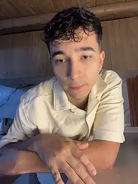 Cody_crown live sex cam
