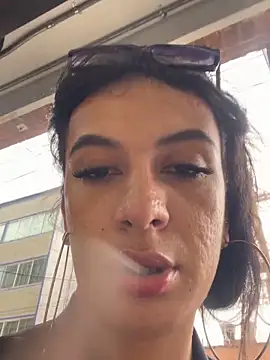 LaColorina_ live sex cam