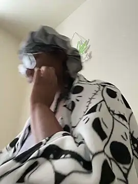 DamnBubbles's cam snapshot