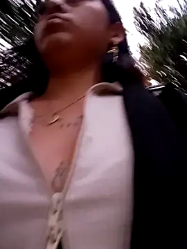 LunaHot_777 live sex cam