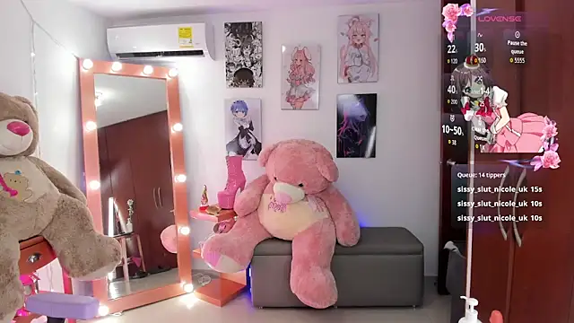 alessandrathedoll live sex cam