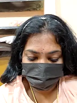 Tamil_Mithra's cam snapshot