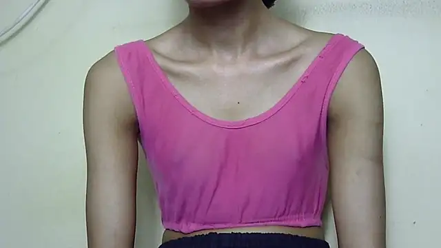 Anu_tiny live sex cam