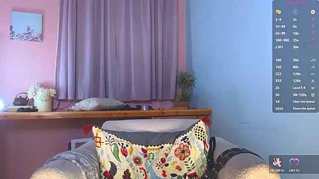 laracroftmansion live sex cam