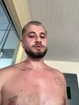 guzz_fit's cam snapshot