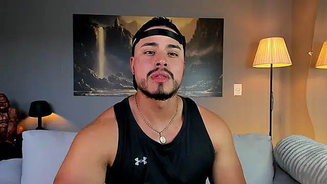 ApoloMakris live sex cam