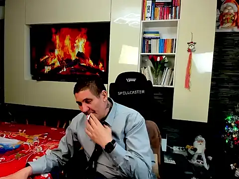 SpartacusDaddy48's cam snapshot