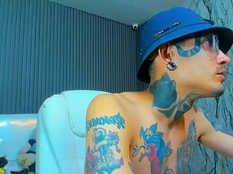Boy_tatto77's cam snapshot