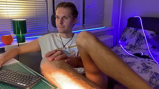 Leonnextdoor's cam snapshot