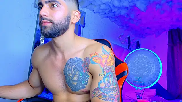 Rich_boy01 live sex cam