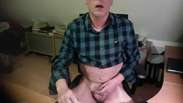 outlaw200's cam snapshot