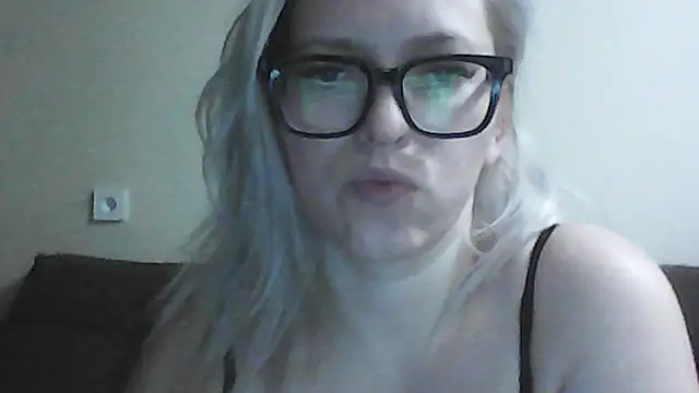 Dolce_Tempt's cam snapshot