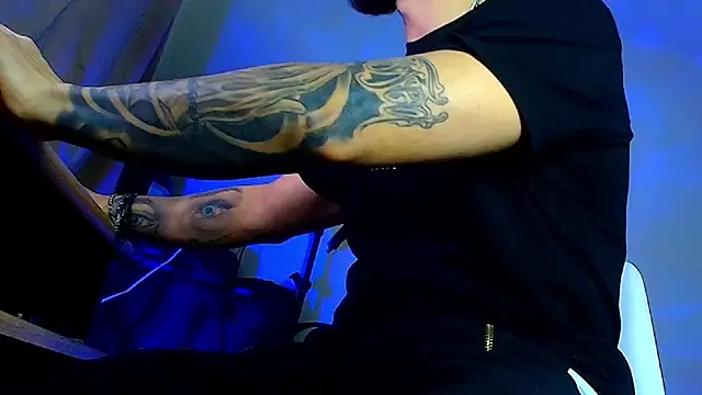 XanderCage99 live sex cam