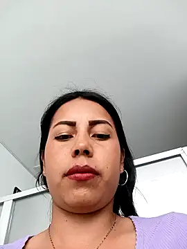 _andrea30 live sex cam