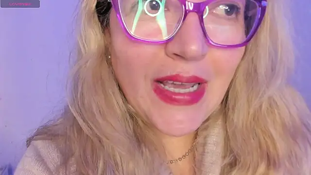 Naty_Mature_ live sex cam