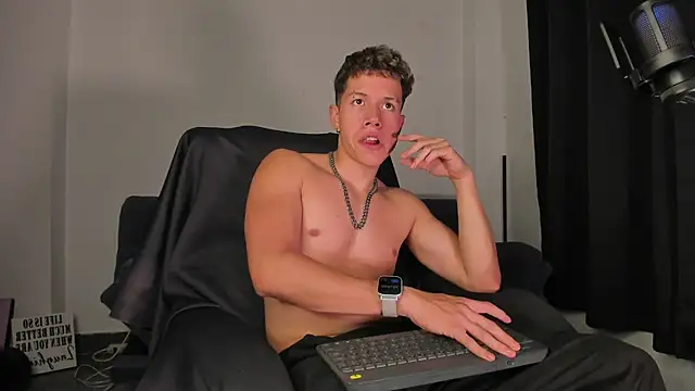 nathan_blake's cam snapshot