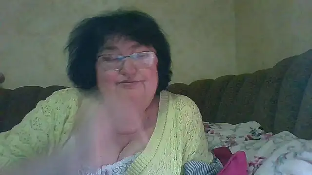 MilaSky5303's cam snapshot