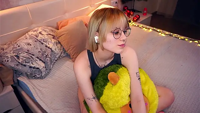 KellePourier's cam snapshot