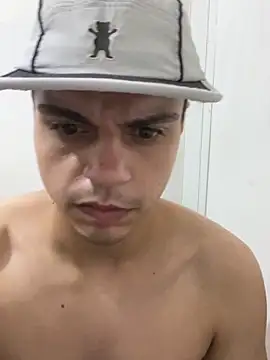 Magosupreme's cam snapshot