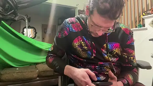 MasterDaddyCool's cam snapshot