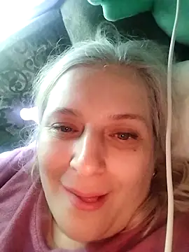 NyushaLollipop's cam snapshot