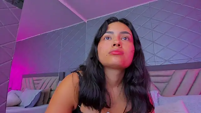 ViolettRouse's cam snapshot