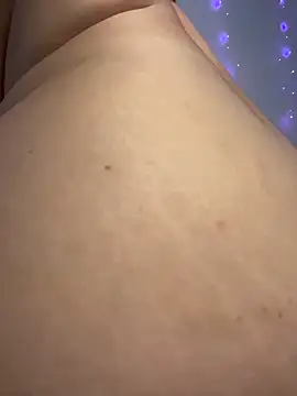 rhizanthella_'s cam snapshot