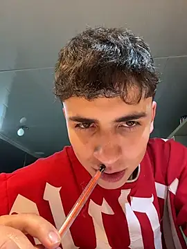 AdrianRinaldi live sex cam