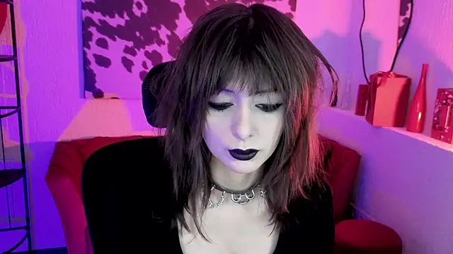 CrystallBloom's cam snapshot