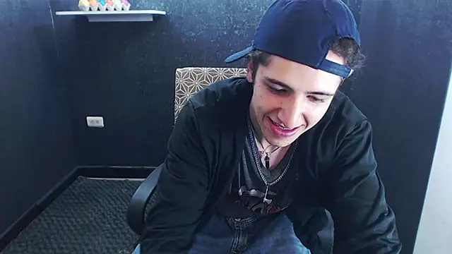 Kerverr_ live sex cam