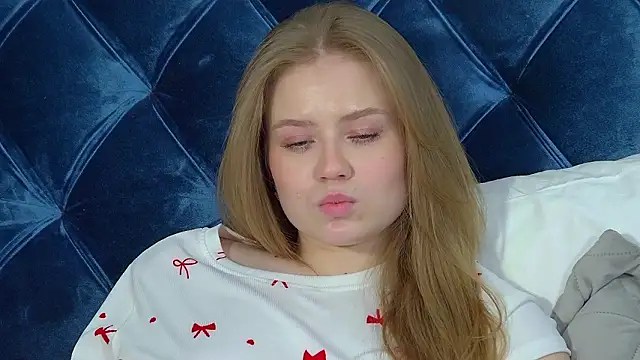 SelinSwarovski live sex cam