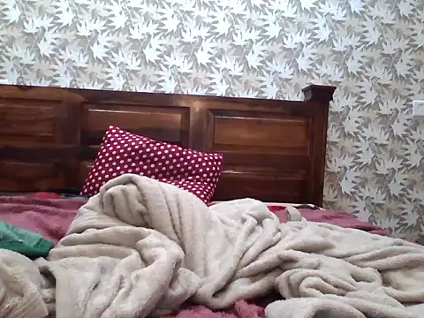 miss_kaur23's cam snapshot