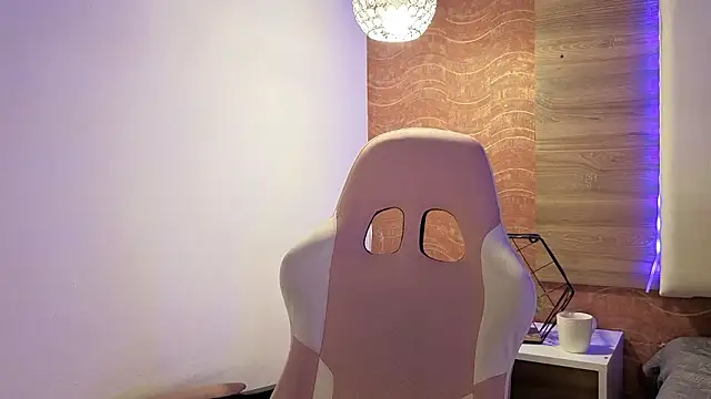 AgnesIvanova live sex cam