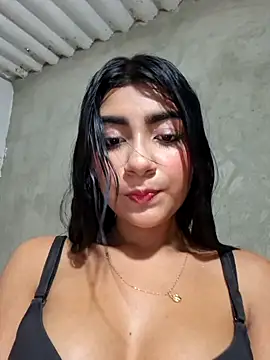 Sweed-virgin-pussy live sex cam