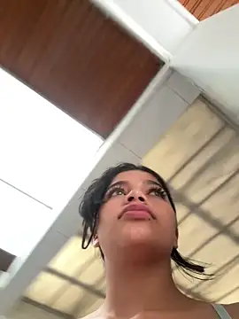 AgathaGeorgiou live sex cam