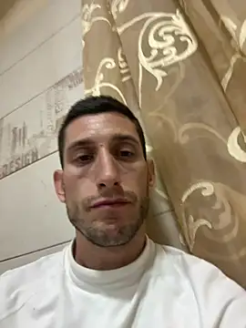 Gionnytav live sex cam