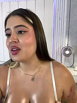 AlannaFoxx's cam snapshot