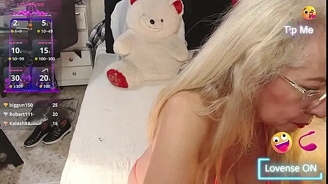 lucy_belle_bm live sex cam