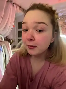 KeLsi_MoRRoe_'s cam snapshot