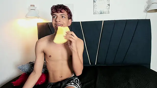 maicol_cum23 live sex cam