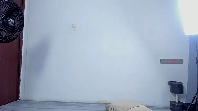 Violet_Moon20 live sex cam