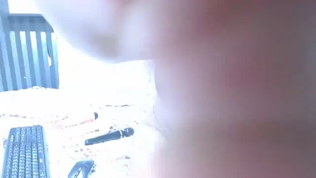 Afrobee22's cam snapshot