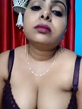 horny_ria123's cam snapshot