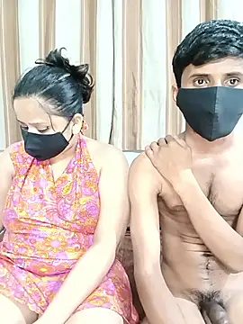 SEXY_COUPLE_4545's cam snapshot